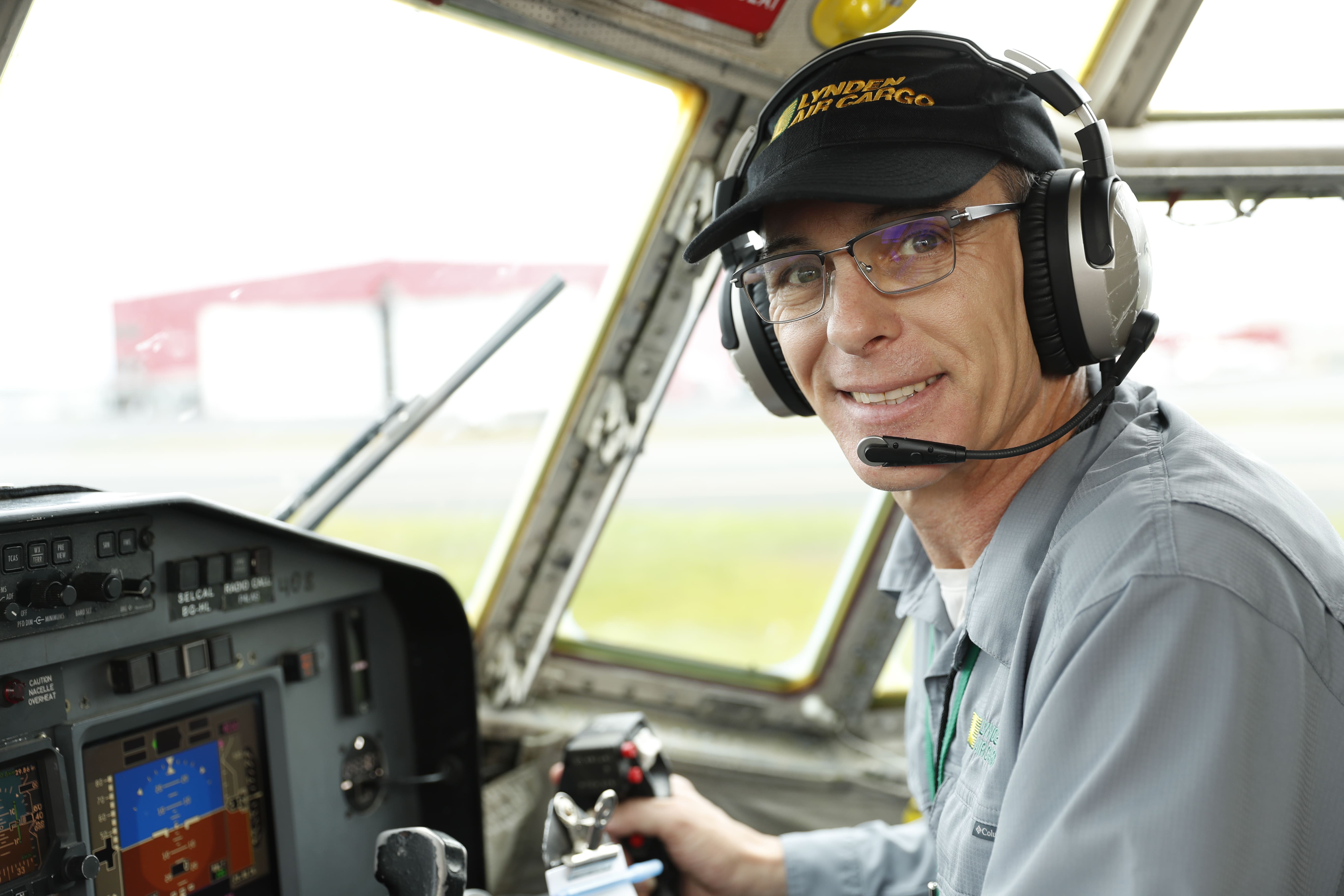 Lynden Air Cargo Flight Crew